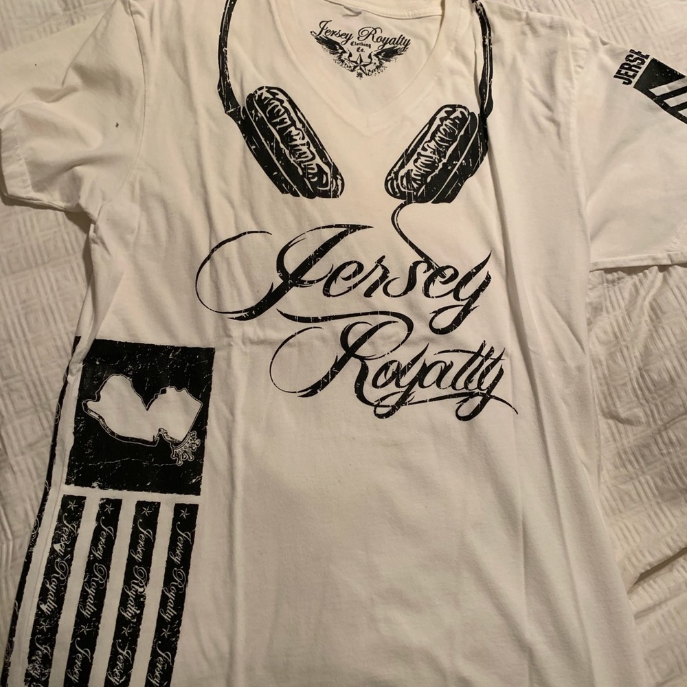 Jersey royalty v neck